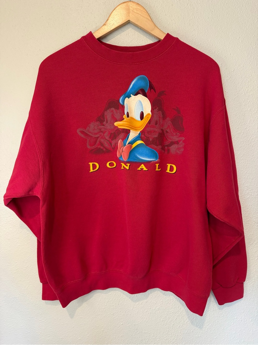 Vintage Disney Donald Duck Red Graphic Crewneck Sweatshirt